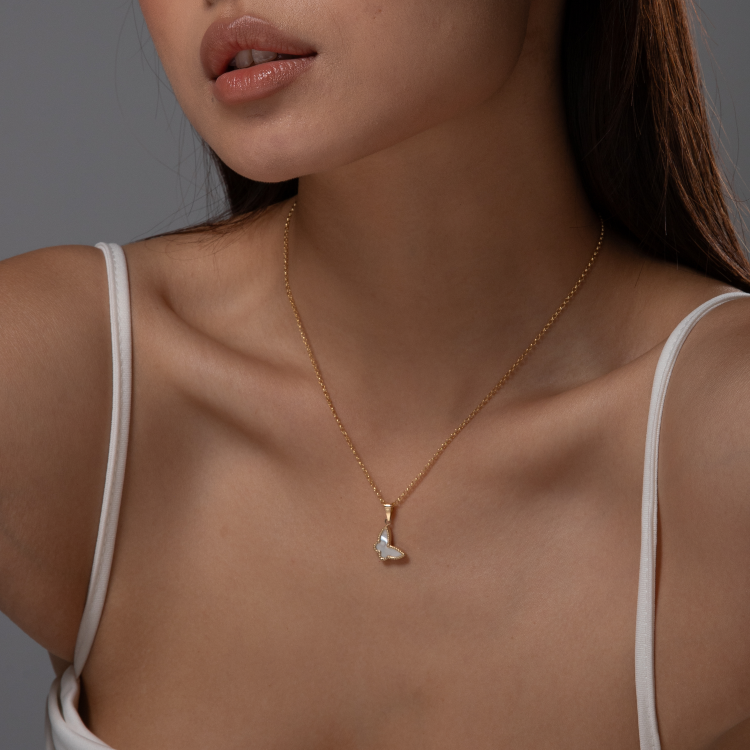 Real Gold GZVC Butterfly Pearl Pendant With Hollow Rolo Chain 5724 0115 CWP 1864