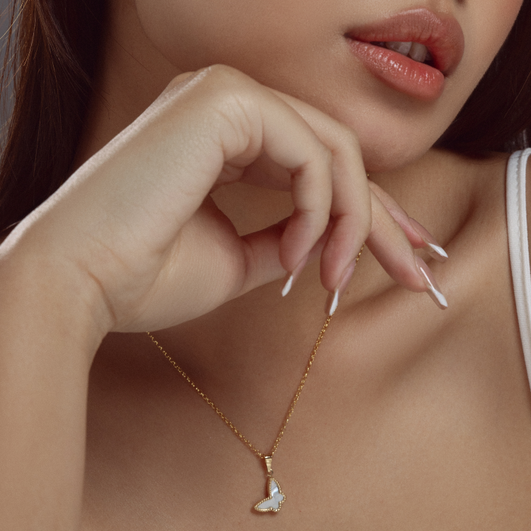 Real Gold GZVC Butterfly Pearl Pendant With Hollow Rolo Chain 5724 0115 CWP 1864