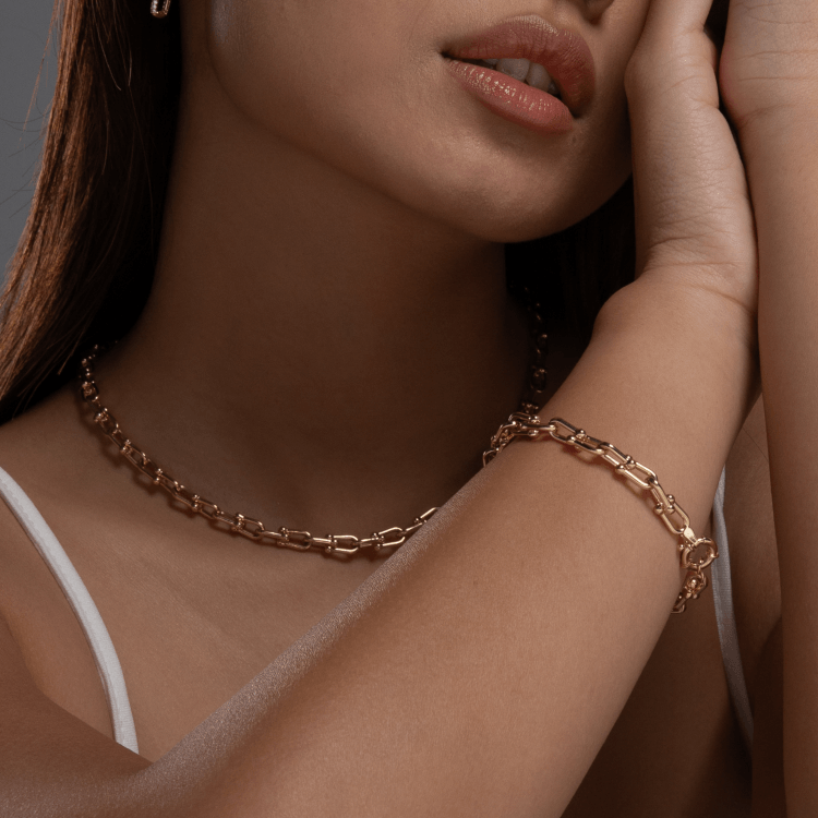 Real Gold GZTF Bold Chunky Solid Hardware Bracelet With Luxury Round Lock 4751 (17 C.M) BR1709